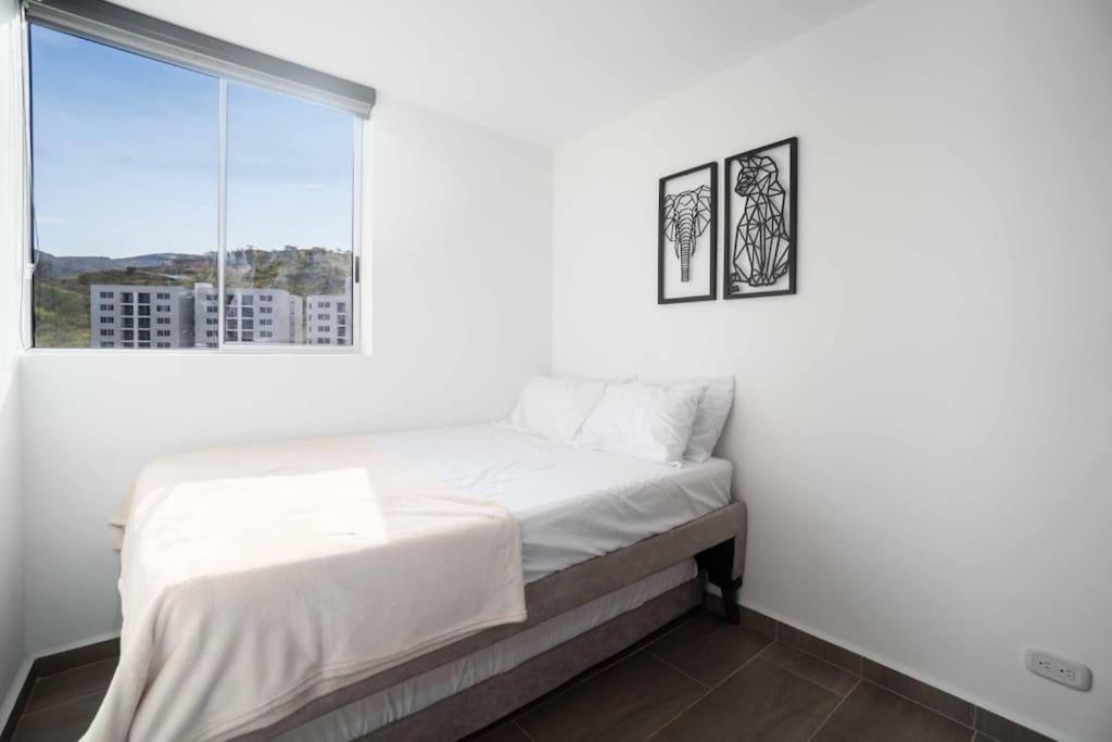 Apartment Apto En Ciudad Guabinas - Via Cali -yumbo Con Piscina Y Aires Yumbo