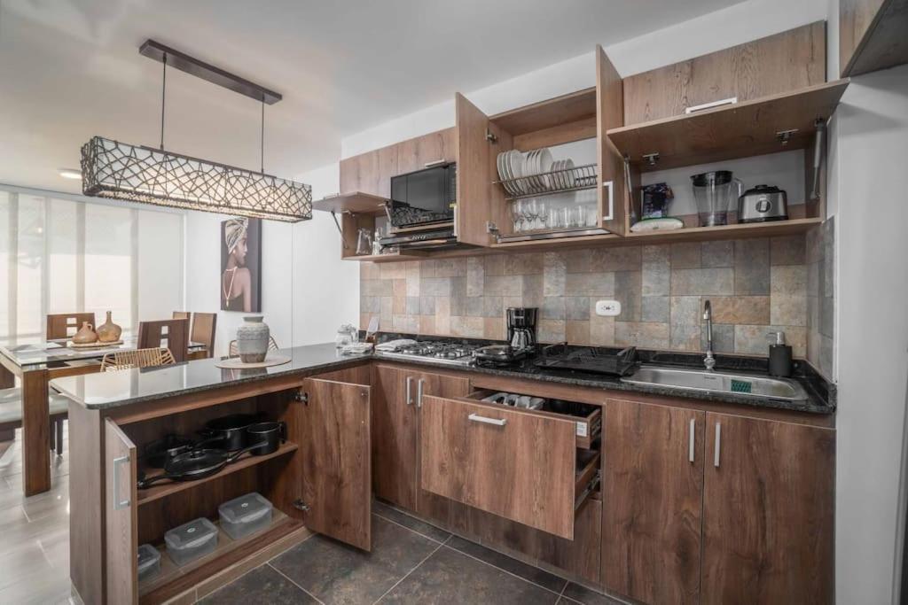 Apto En Ciudad Guabinas - Via Cali -yumbo Con Piscina Y Aires Apartment